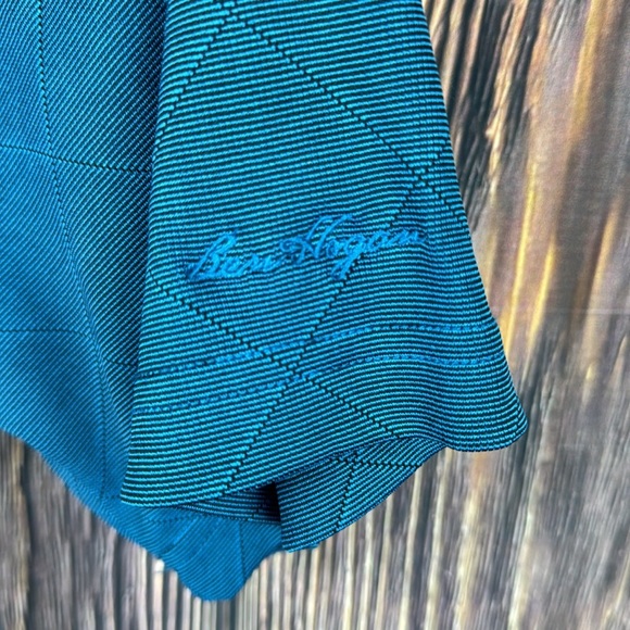 Men’s Golf Shirt- Size Medium - Picture 5 of 10